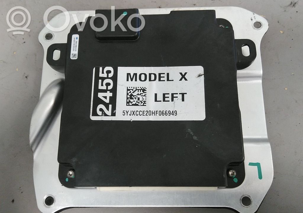 Tesla Model X Door control unit/module 