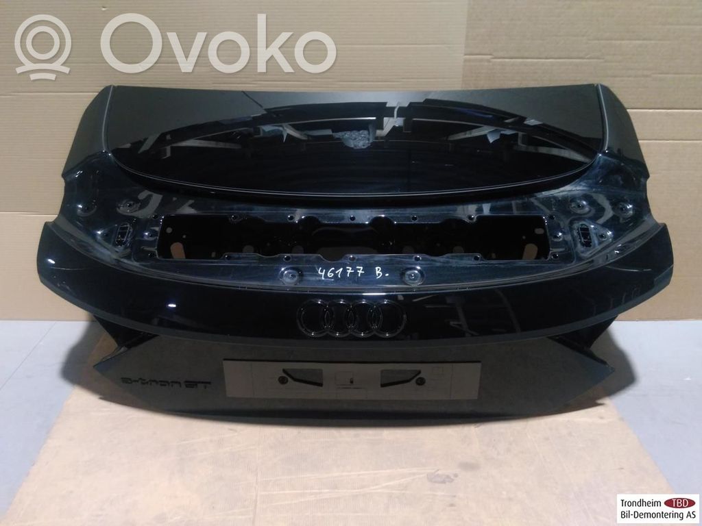 Audi E-tron GT Takaluukun/tavaratilan kansi 