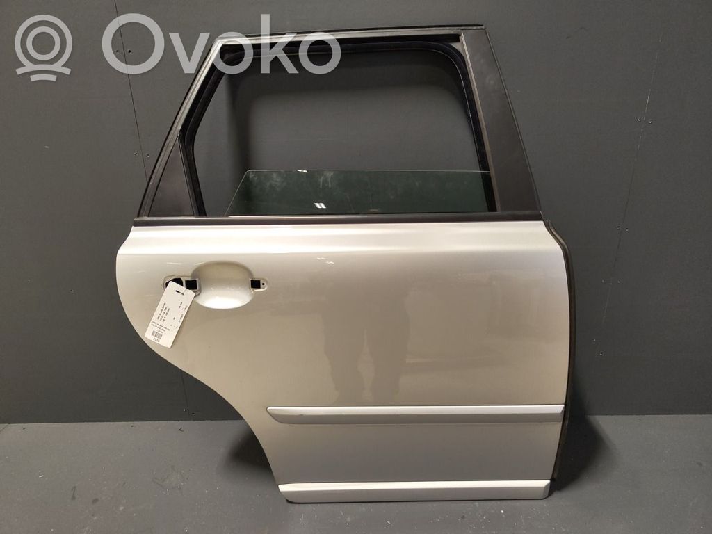 Volvo V50 Galinės durys 