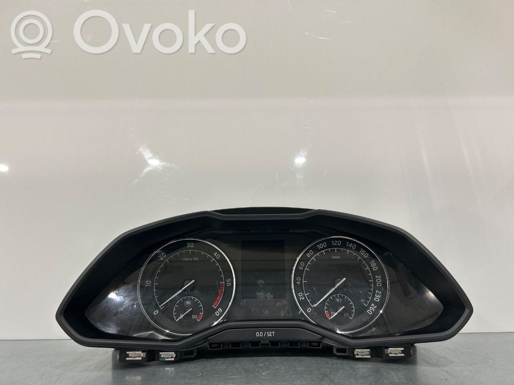 Skoda Superb B8 (3V) Nopeusmittari (mittaristo)