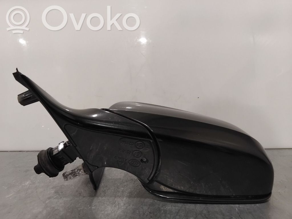 BMW 5 F10 F11 Elektryczne lusterko boczne drzwi przednich 