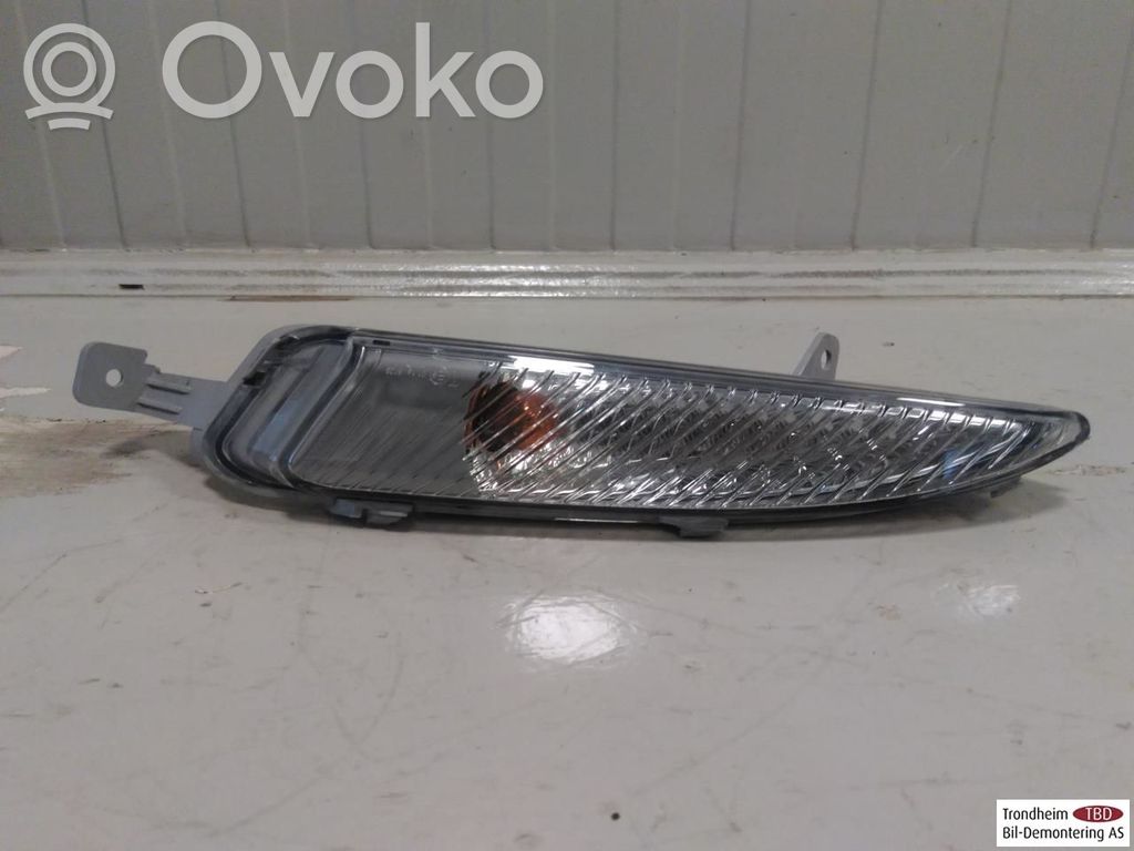 Front indicator light   13367142,662588537,13367142,662588537