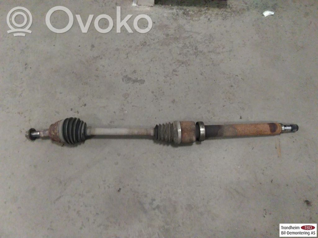 Ford Focus Priekinis pusašis 