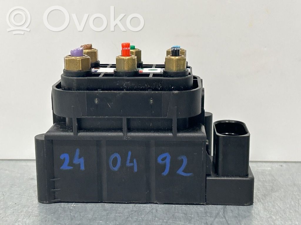 Audi A6 Allroad C7 Compresor/pompă suspensie pneumatică 