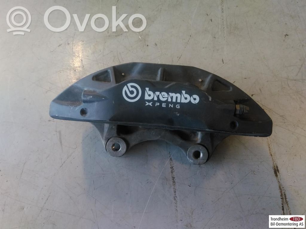 XPeng P7 Bremssattel vorne