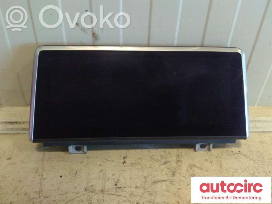 BMW 2 F45 Monitor / wyświetlacz / ekran 