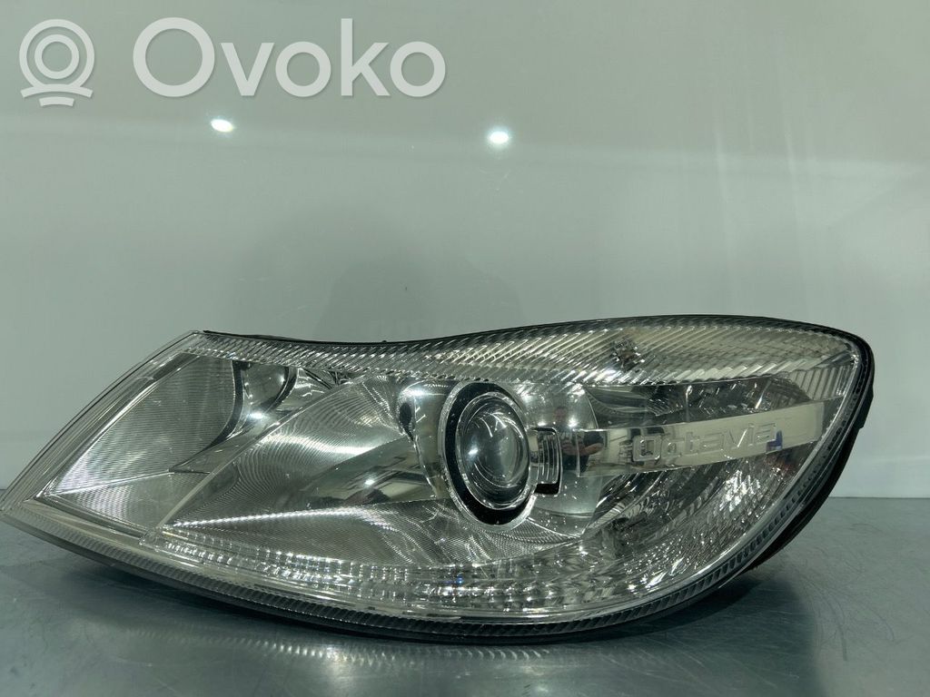 Skoda Octavia Mk2 (1Z) Headlight/headlamp 