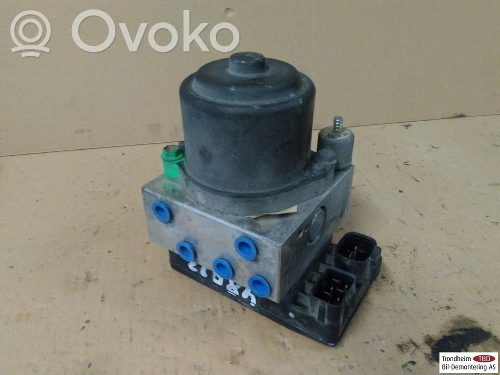 Toyota Land Cruiser (HDJ90) Блок ABS 