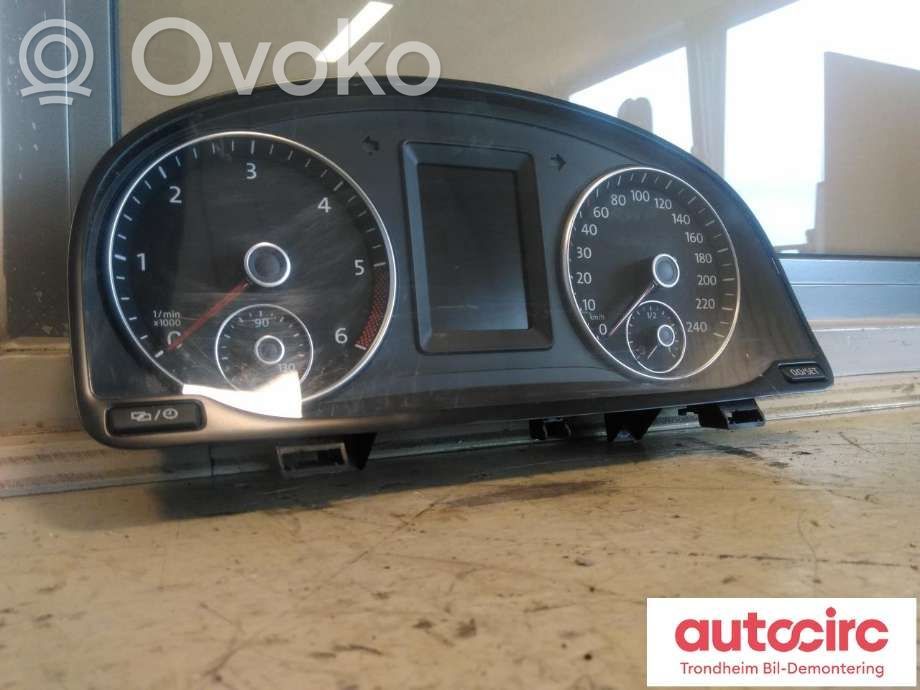 Volkswagen Caddy Licznik / Prędkościomierz 