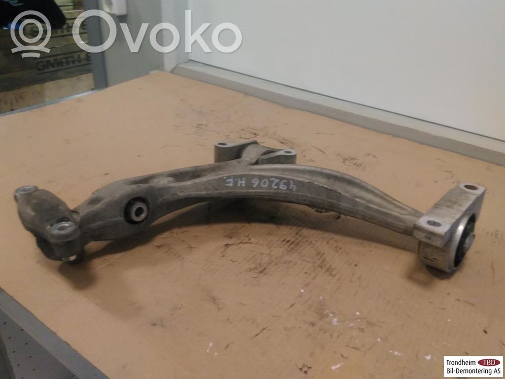Volvo V60 Рычаг 