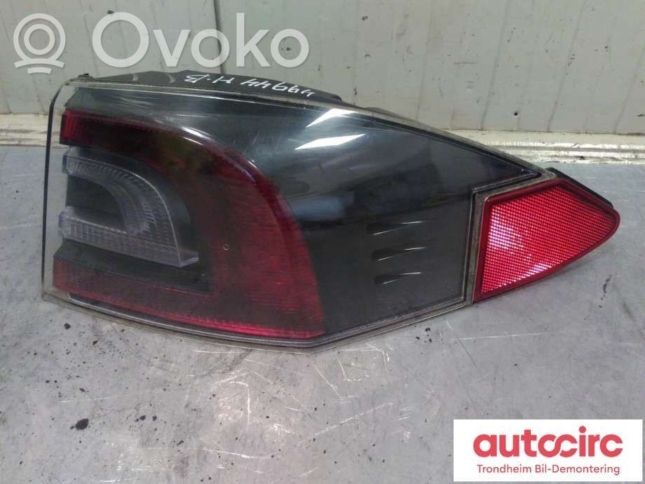 Tesla Model S Takavalot 