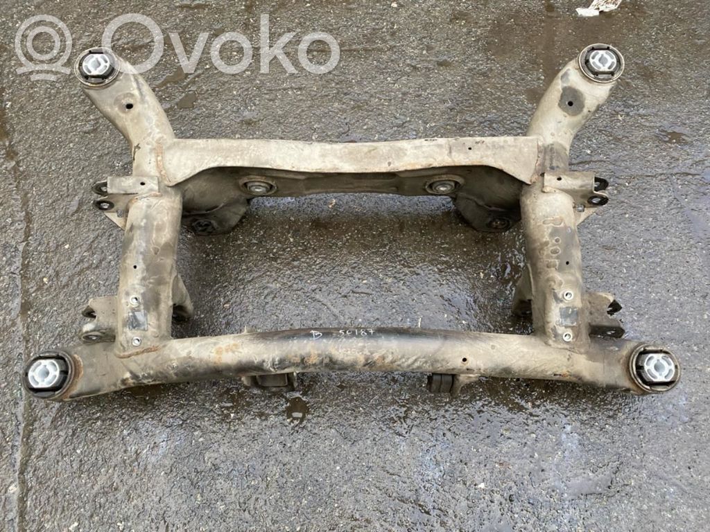 Alfa Romeo Stelvio Rama pomocnicza tylna 