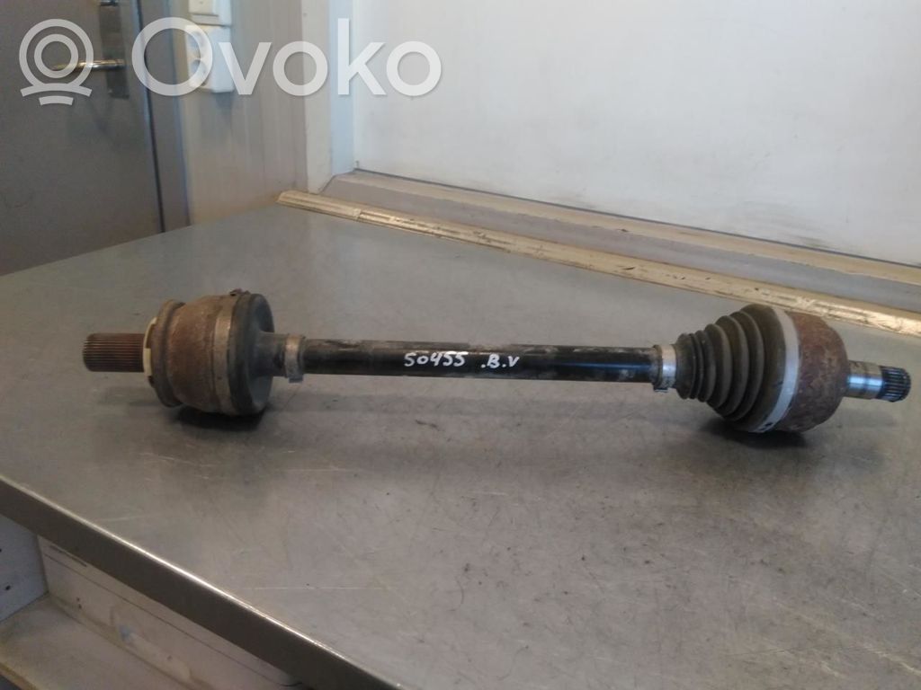 Volvo V60 Galinis pusašis 