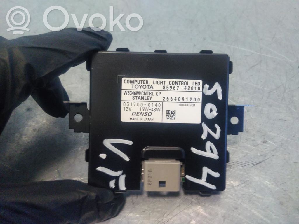 Toyota RAV 4 (XA40) Moduł sterujący statecznikiem LED 