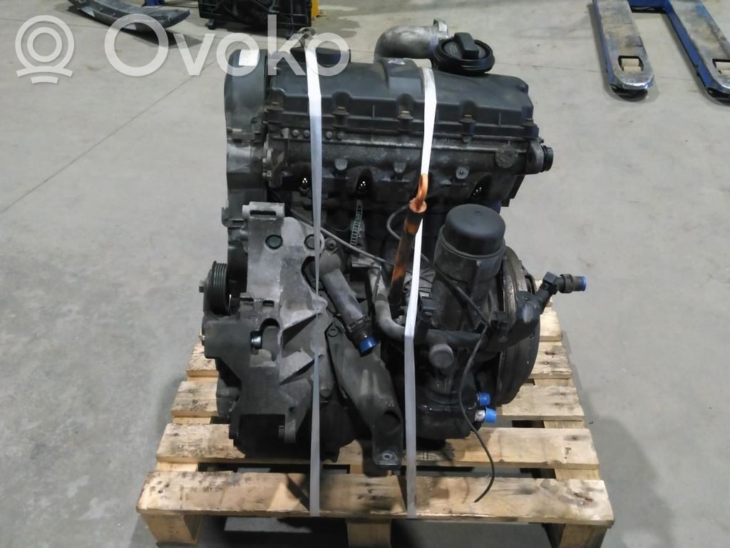 Volkswagen PASSAT B5 Motor 
