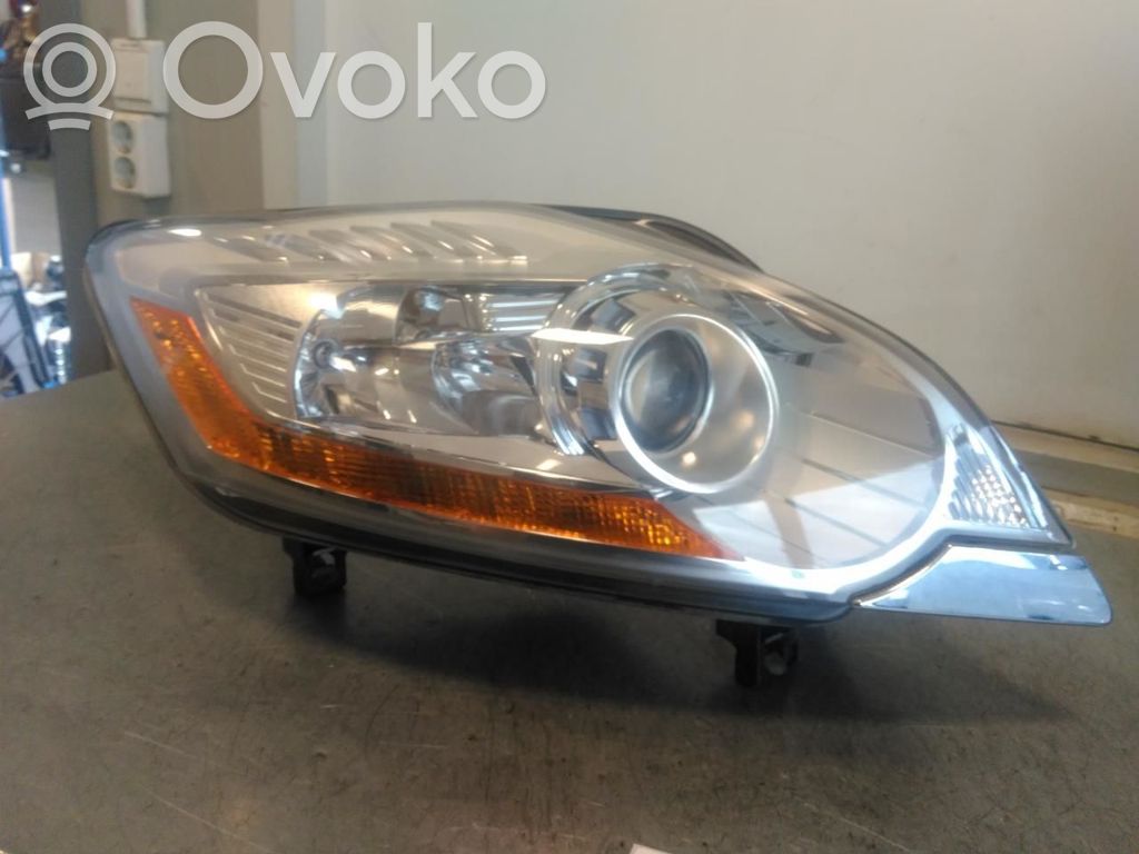 Ford Kuga I Scheinwerfer 