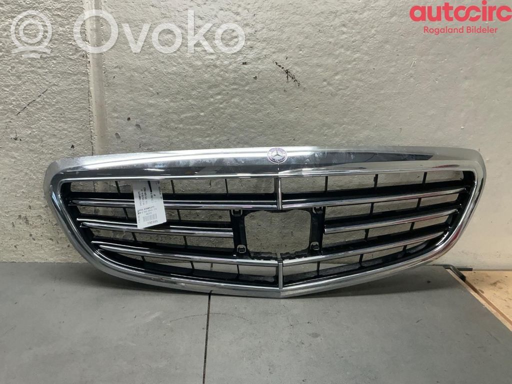 Atrapa chłodnicy / Grill   A2058806806,A2058803983,A2058803983,A2058803983,A2058806806