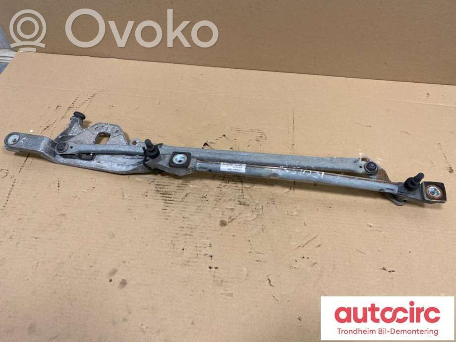 Ford Focus Front wiper linkage 