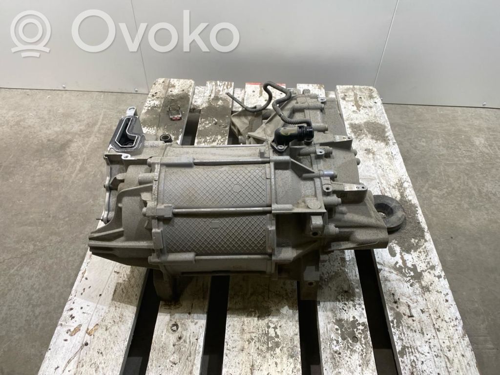 Skoda Enyaq iV Sähköauton moottori 