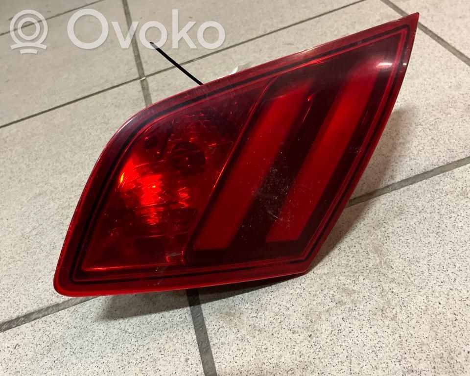 Peugeot 308 Lampă spate în caroserie 