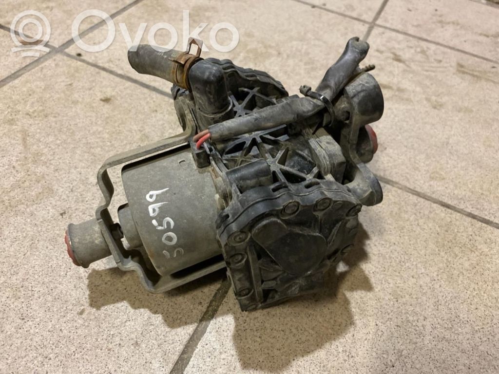 Tesla Model S Bomba de vacío 