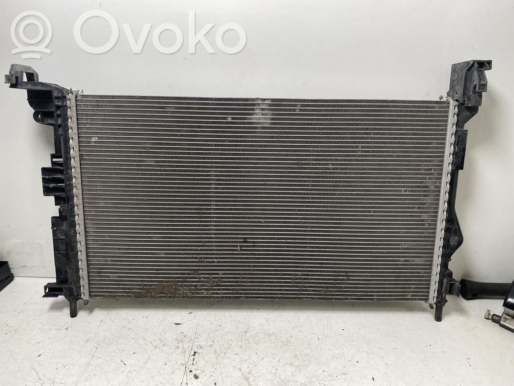 Volvo XC90 Coolant radiator 