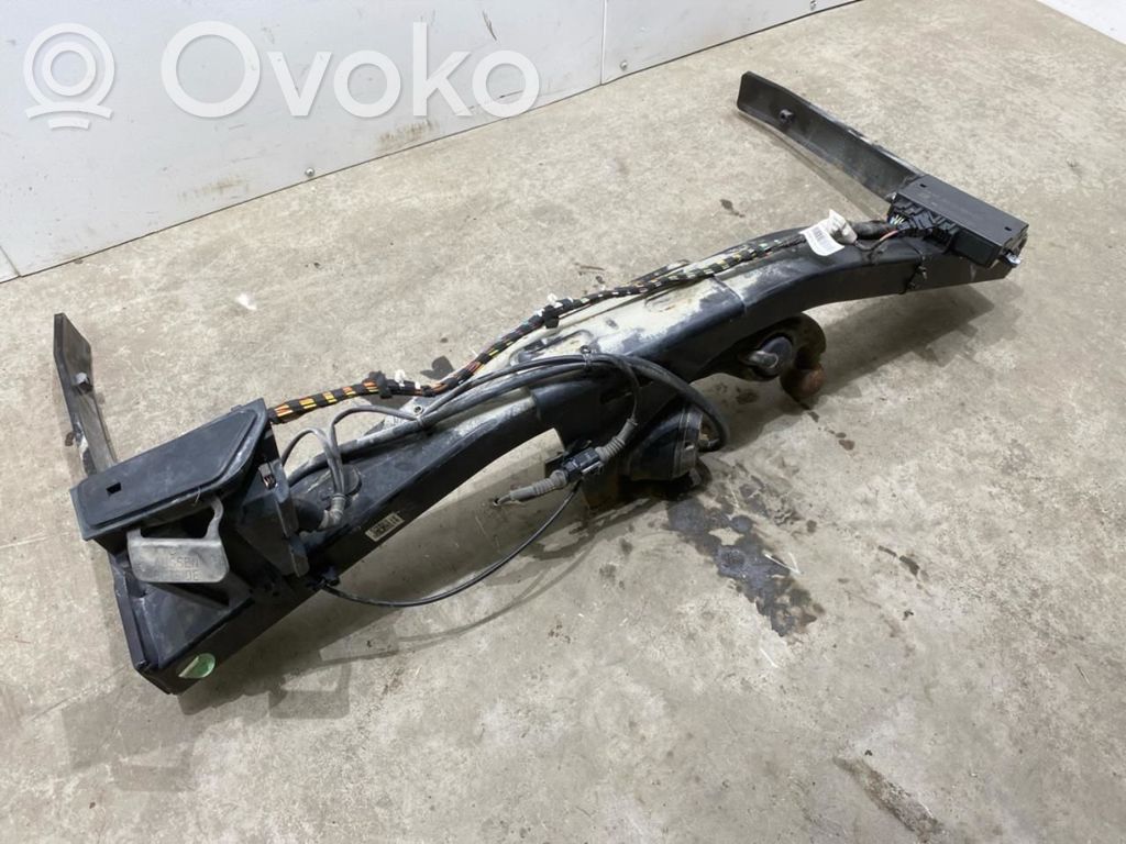 Volkswagen Tiguan Hak holowniczy 