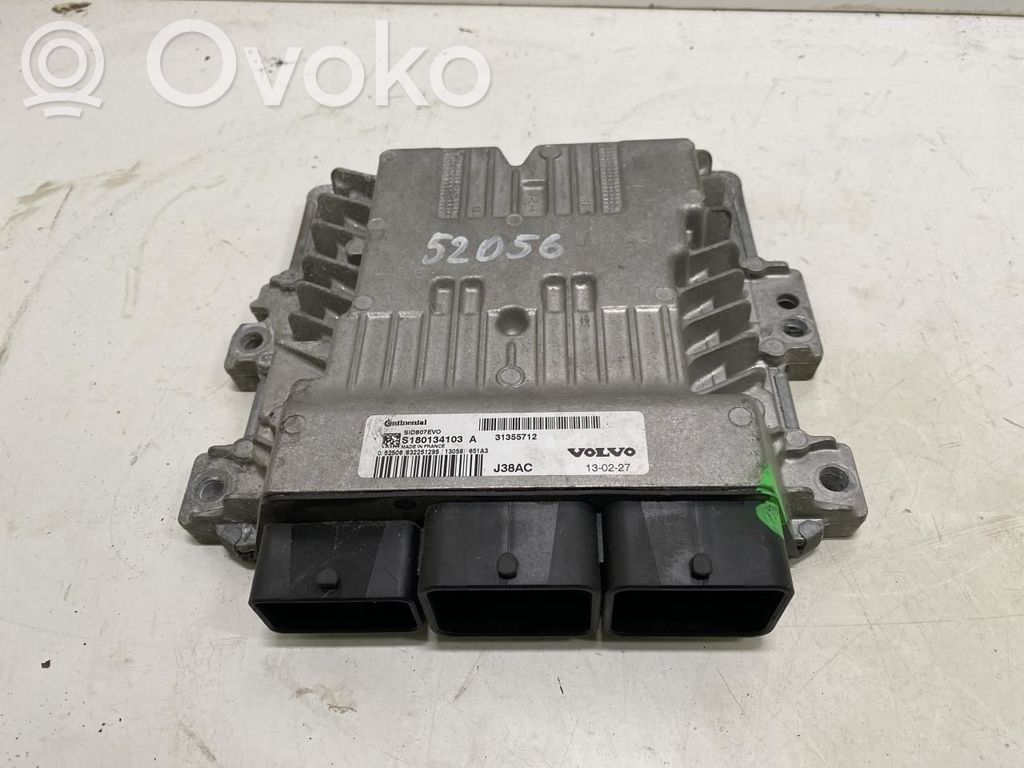 Volvo V70 Engine control unit/module ECU 