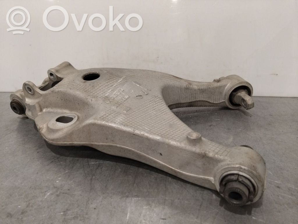 Volvo S90, V90 Рычаг 