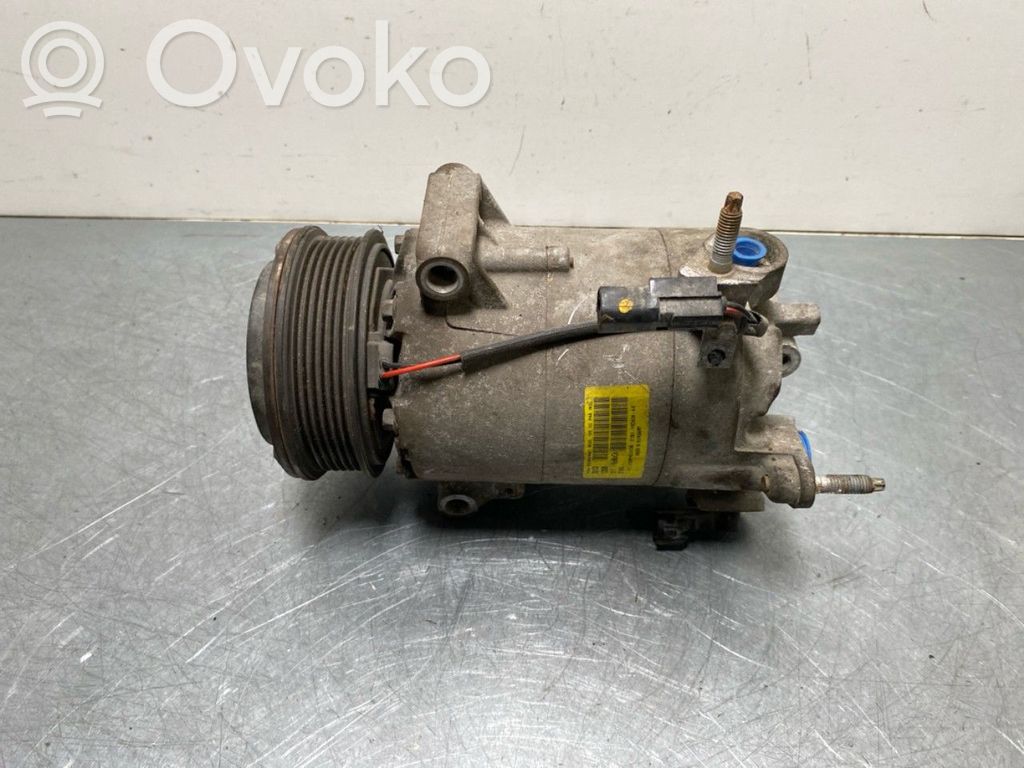 Ford Fiesta Compresor (pompă) aer condiționat (A/C) 