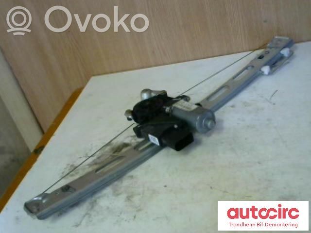Mercedes-Benz A W168 Podnośnik szyby drzwi z silniczkiem 