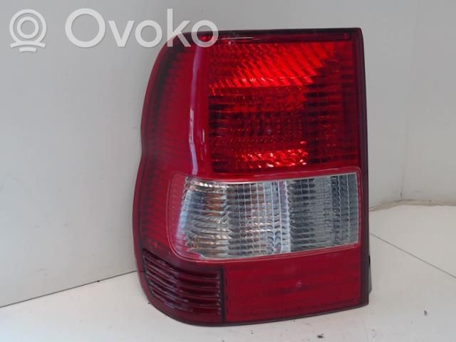 Mitsubishi Pajero Pinin Lampă spate în caroserie 