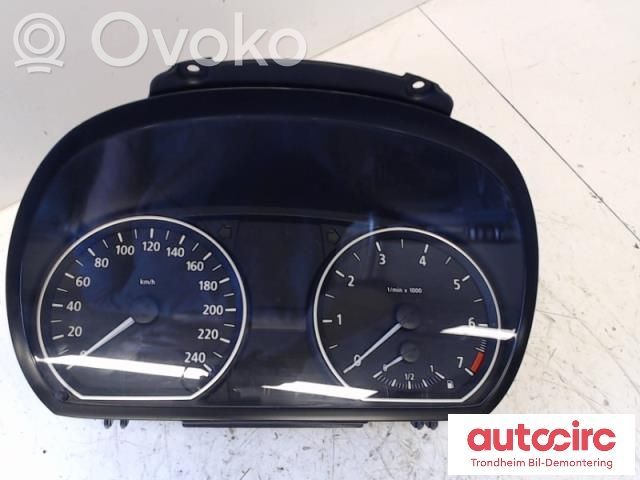 BMW 1 E81 E87 Spidometras (prietaisų skydelis) 