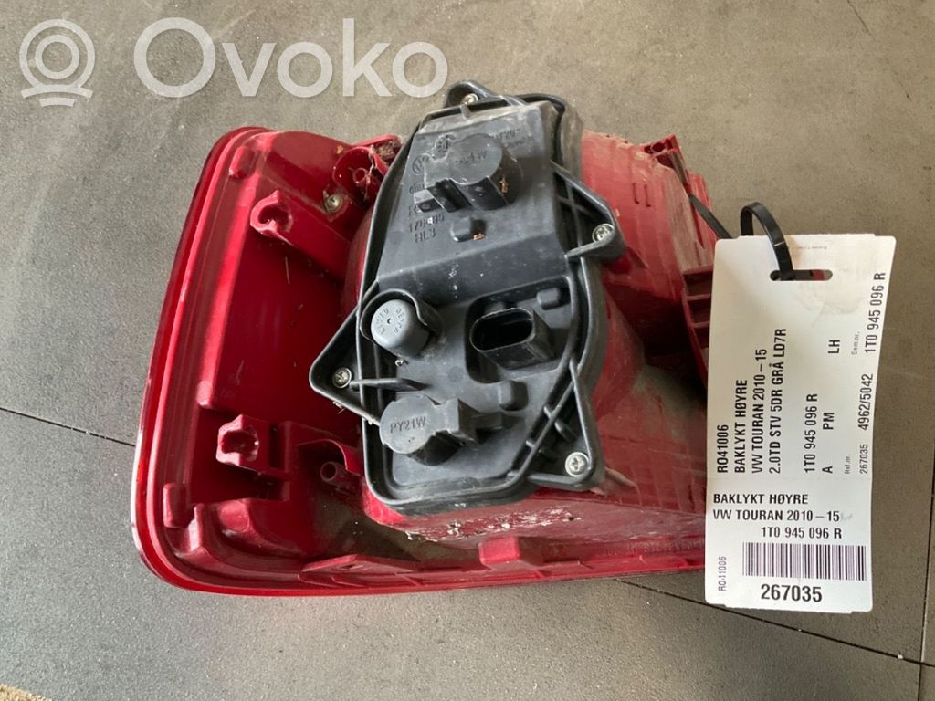 Volkswagen Touran II Luci posteriori