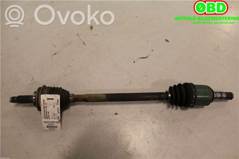 Subaru Impreza II Półoś przednia