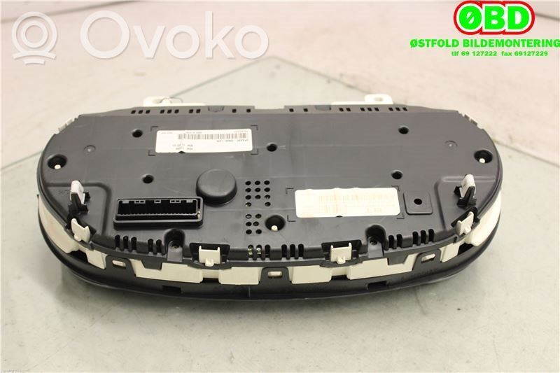 Nissan Qashqai Vitezometru (grup de instrumente)