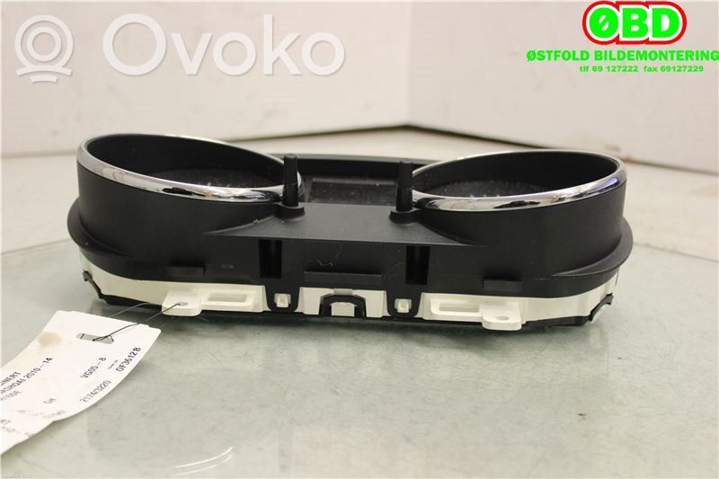 Nissan Qashqai Licznik / Prędkościomierz 