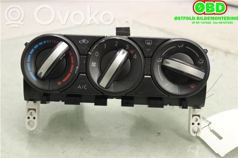Nissan Qashqai Panel klimatyzacji / Ogrzewania 