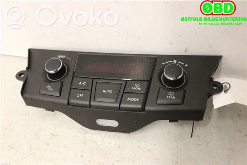 Suzuki Swift II Console centrale, commande chauffage/clim