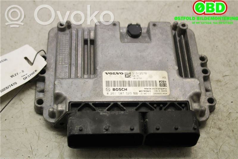 Volvo V40 Engine control unit/module ECU 