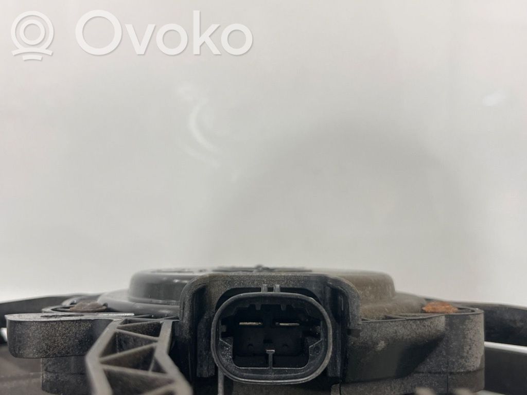 Peugeot 2008 I Osłona wentylatora chłodnicy 