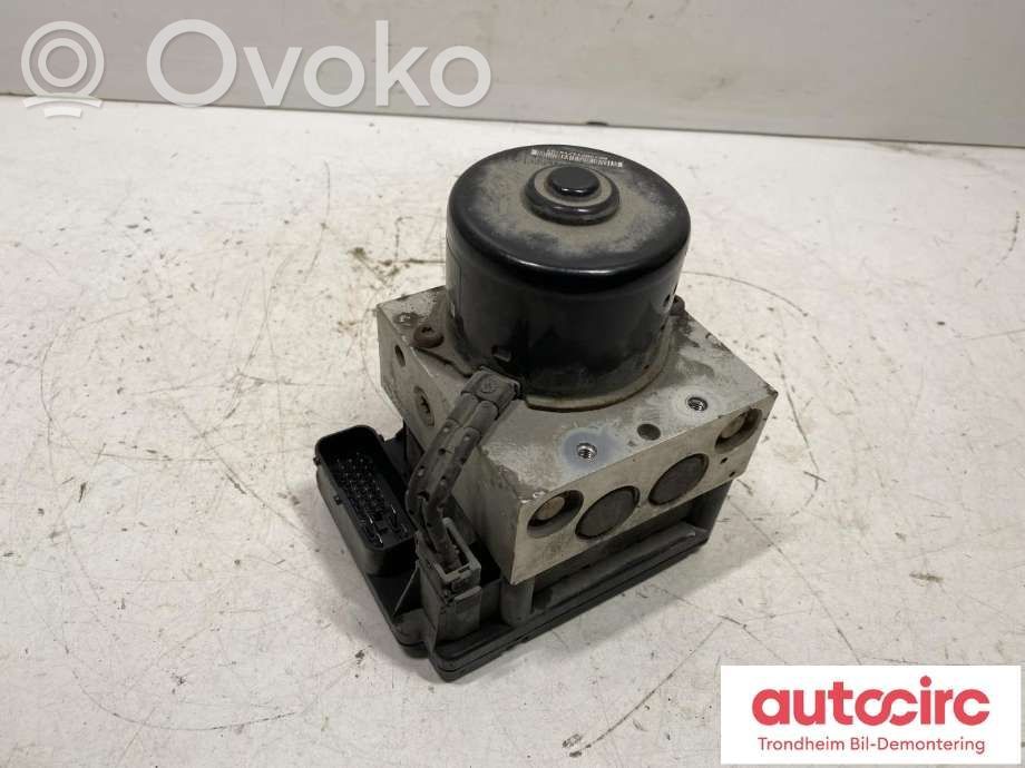 Volkswagen Golf IV Bomba de ABS 