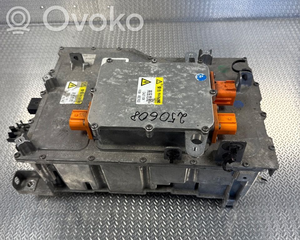Peugeot 2008 II Caricabatteria (opzionale) 