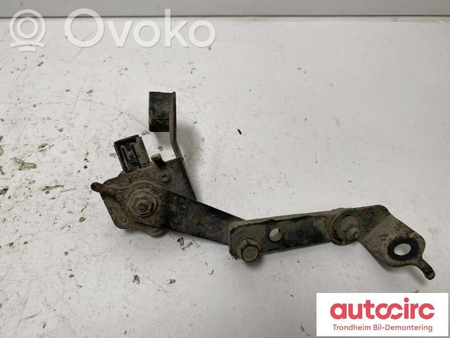 Subaru Legacy Air suspension front height level sensor 