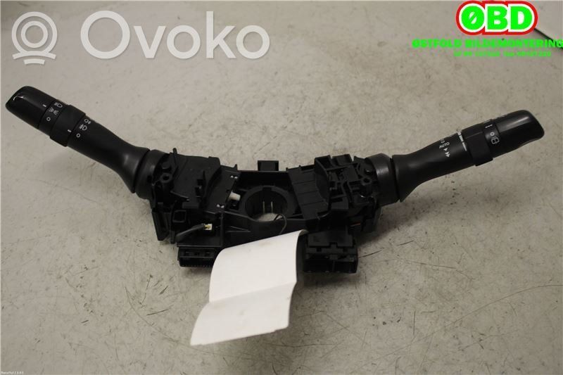 Toyota Auris 150 Interruptor de control multifunción