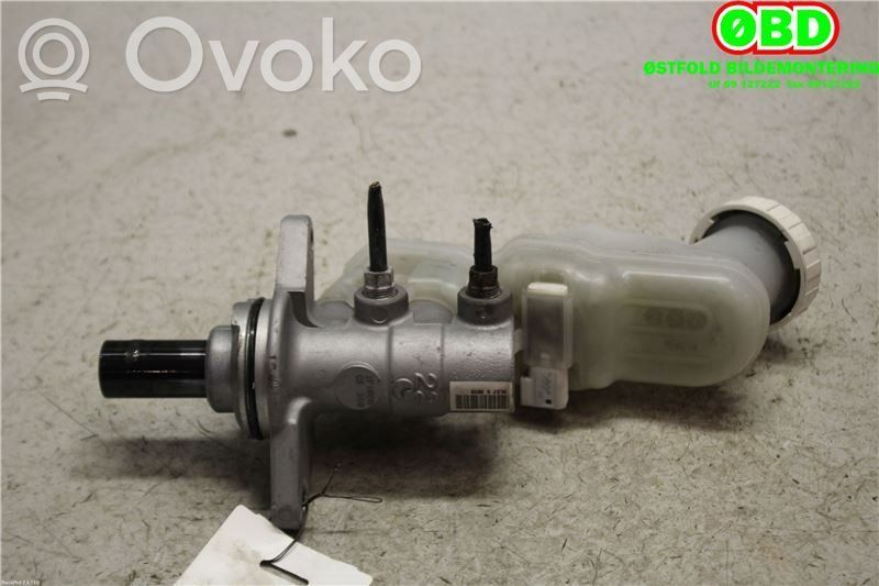 Mitsubishi i-MiEV Główny cylinder hamulca 