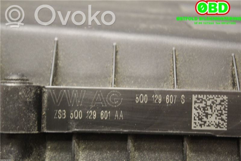Volkswagen Golf VII Luftfilterkasten 