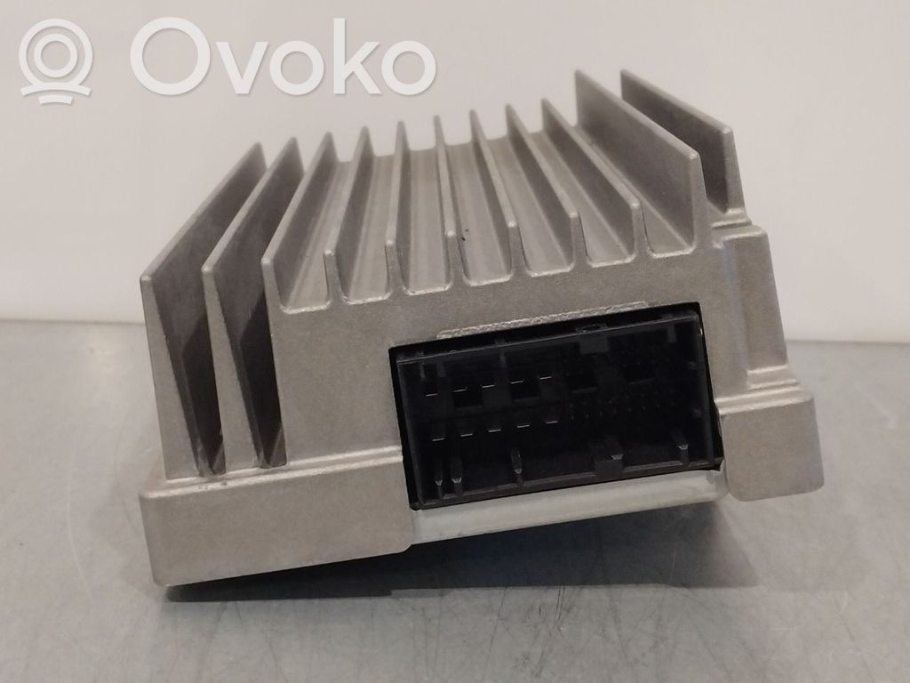 BMW 3 F30 F35 F31 Sound amplifier