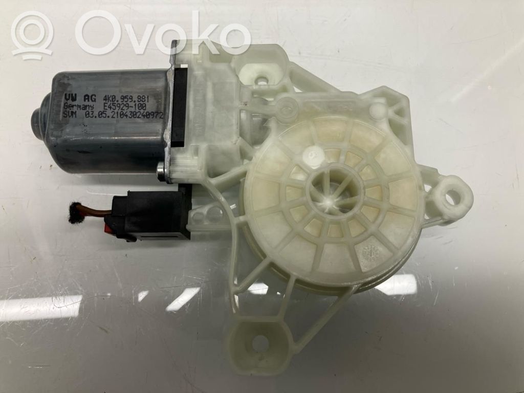 Volkswagen ID.4 Silniczek podnoszenia szyby drzwi tylnych 