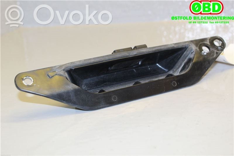 Ford Kuga II Takaluukun avauskytkin 